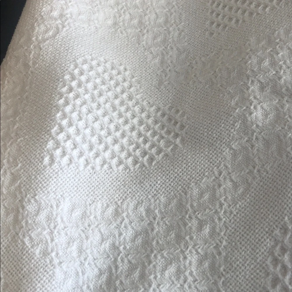 Elegant White Fringed Throw Blanket